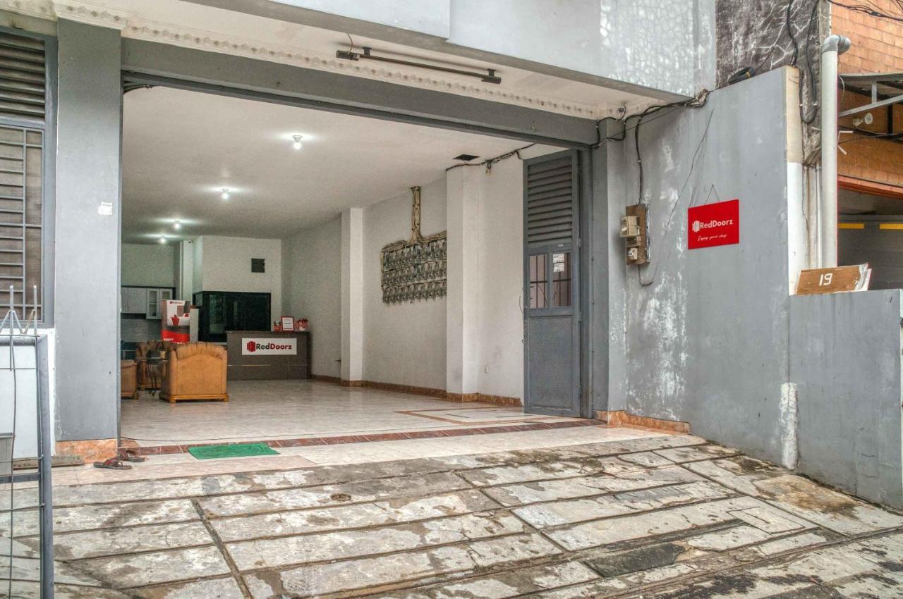 Reddoorz Near Duta Merlin Rumah tetamu